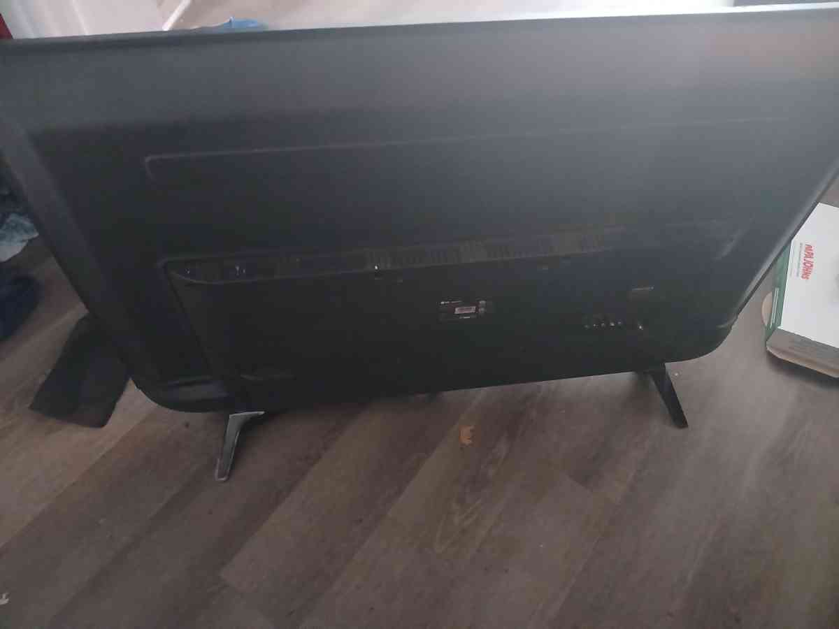 lg 49 inch smart TV 4k - Cypress, Texas - FleaMarketBay
