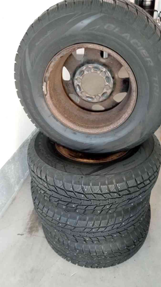 set of 4 tires and wheels R15 is for SNOW - Belmont, California - FleaMarketBay