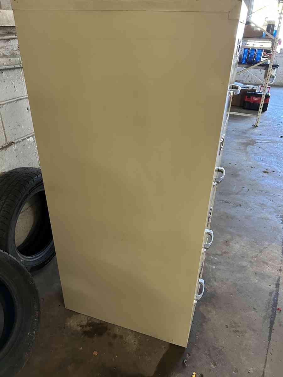 4DRAWER FILLING CABINET - Kansas City, Missouri - FleaMarketBay