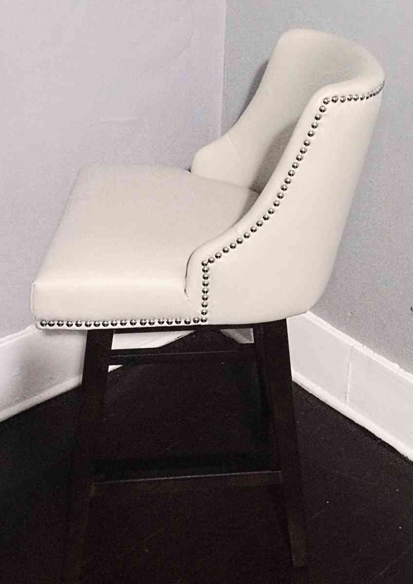 Asher Light Gray Swivel Nailhead Trim Bar Counter Stool - Alicia, Arkansas - FleaMarketBay