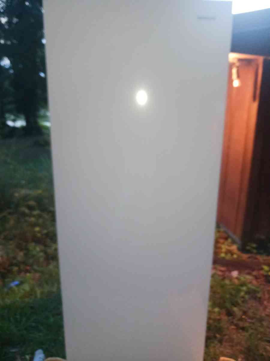 Stand up Freezer - Fort Valley, Georgia - FleaMarketBay