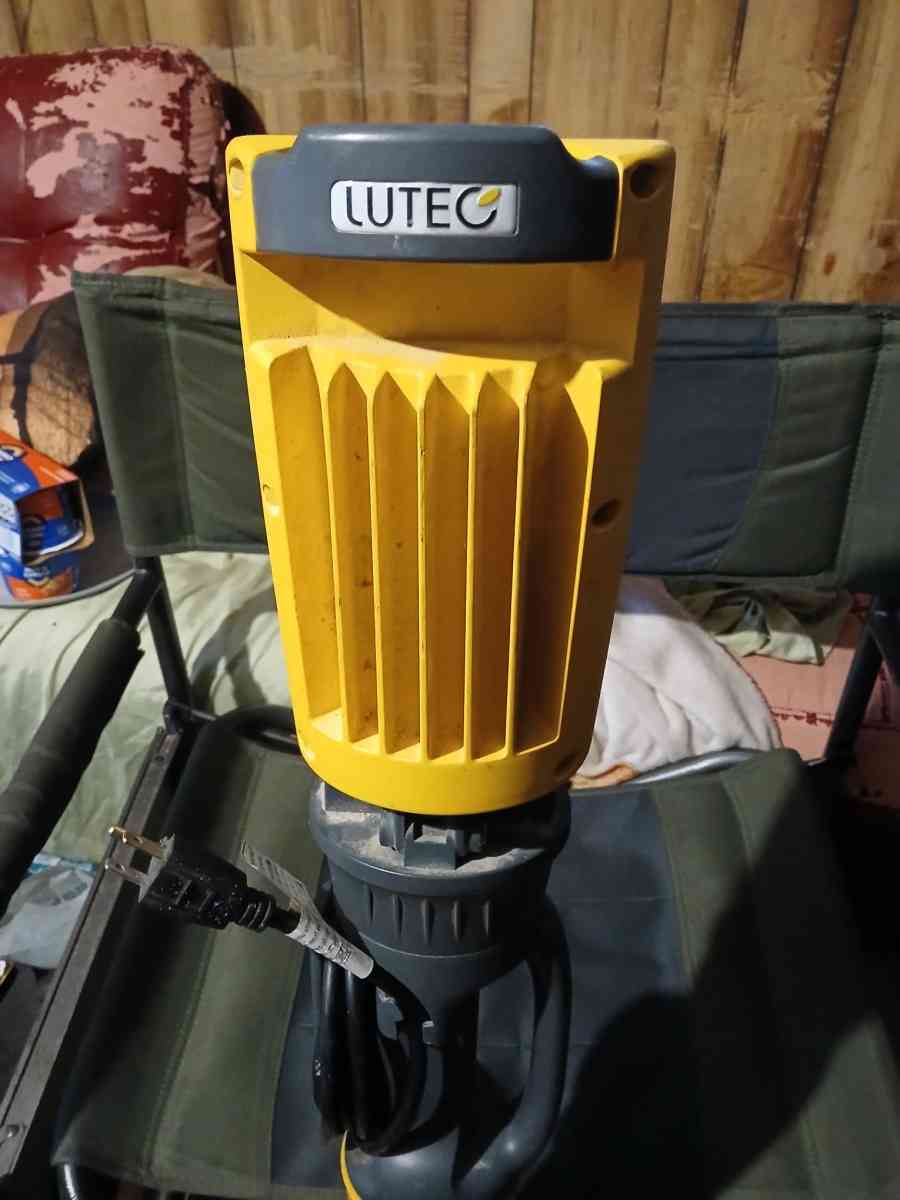 work light - Hollis Center, Maine - FleaMarketBay