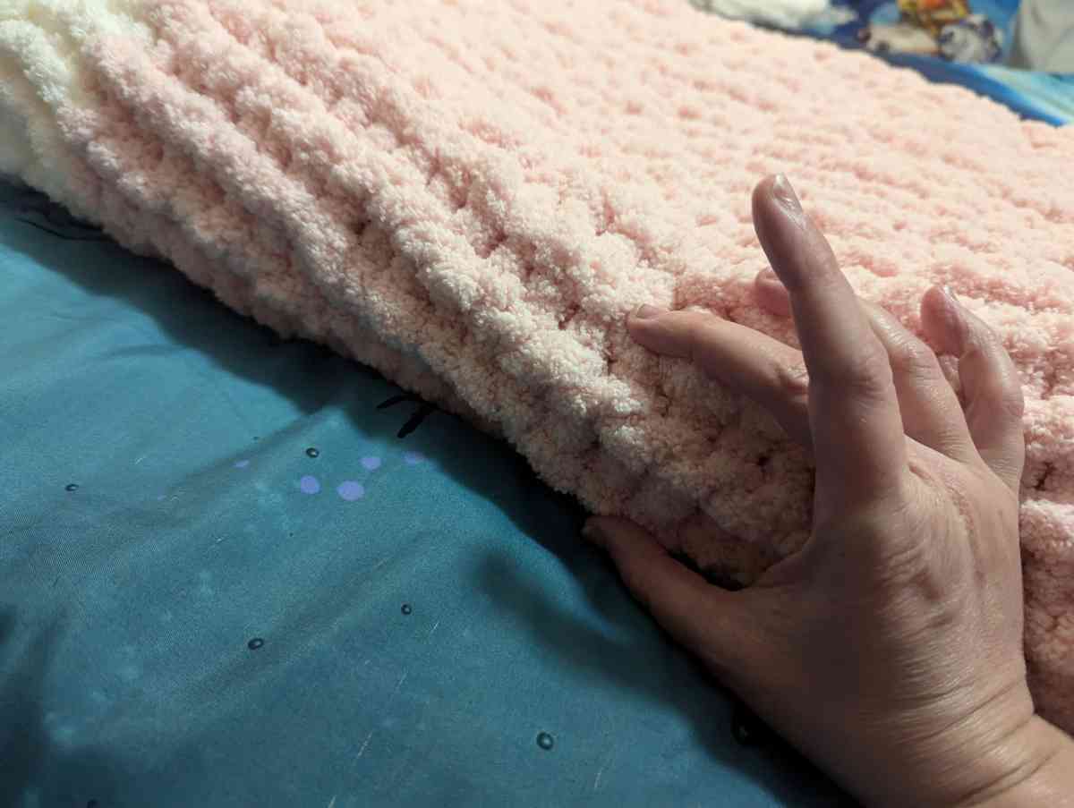 blanket - Blanchard, Louisiana - FleaMarketBay