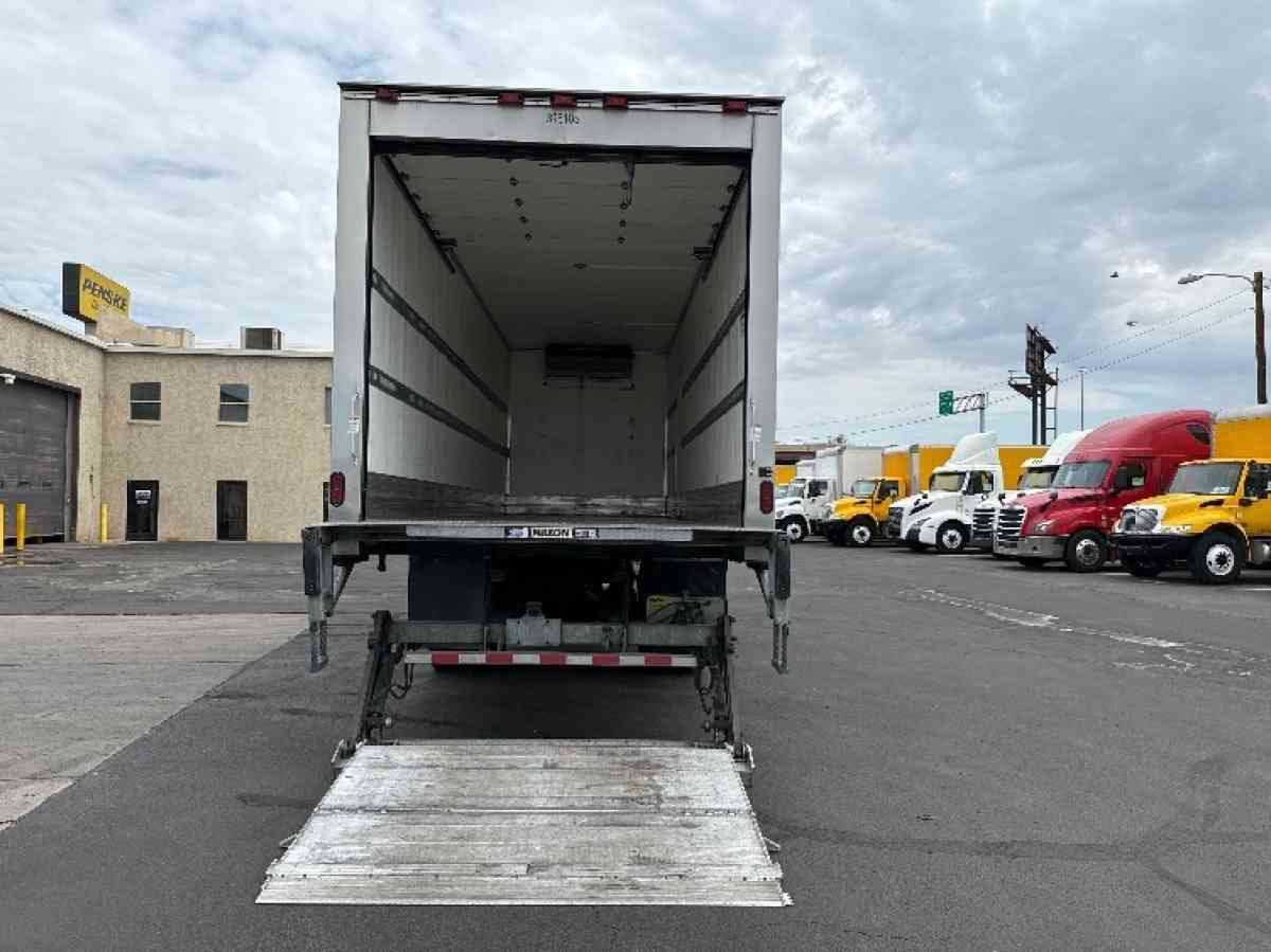 Freightliner 2022 Refrigerated Truck - San Diego, California - FleaMarketBay