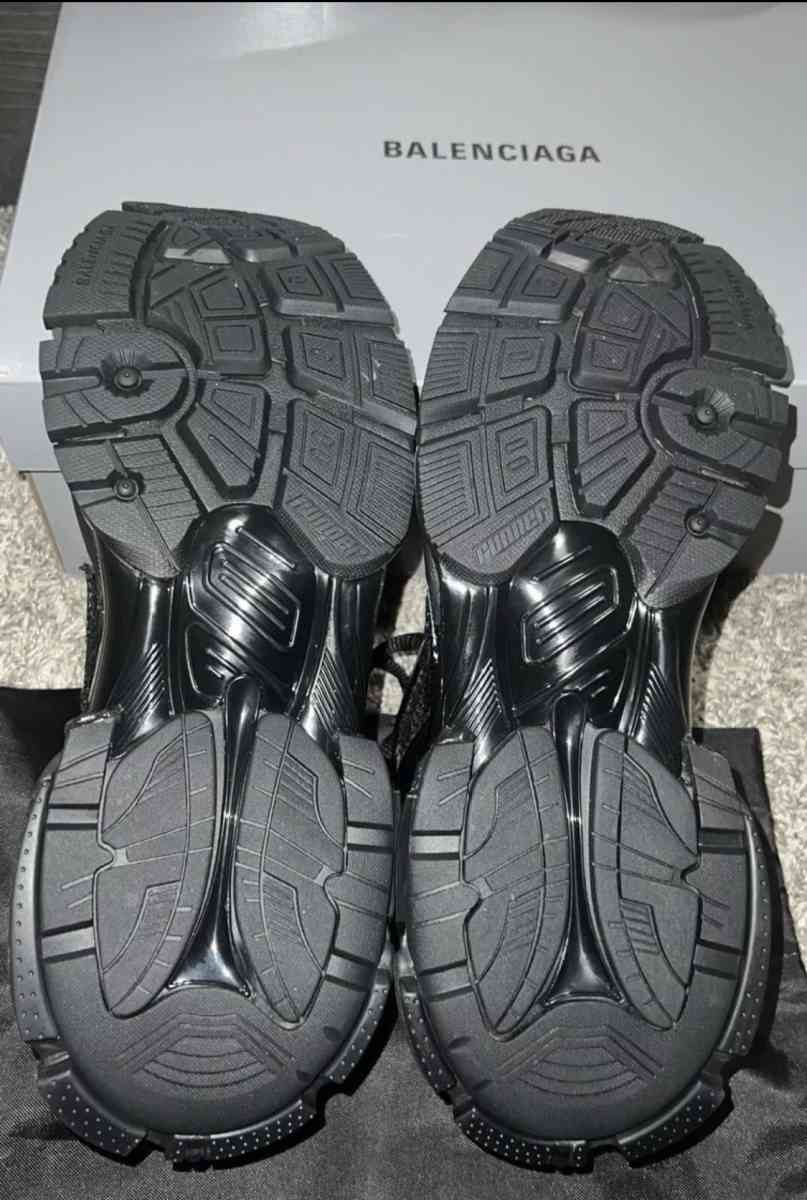black balenciaga runner sneakers - Baltimore, Maryland - FleaMarketBay