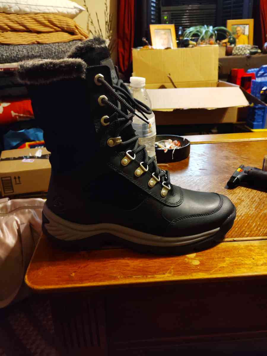 timberland faux fur leather winter boots - Berwick, Pennsylvania - FleaMarketBay