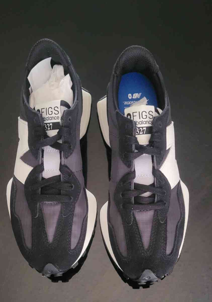 Figs New Balance shoes - Austin, Texas - FleaMarketBay