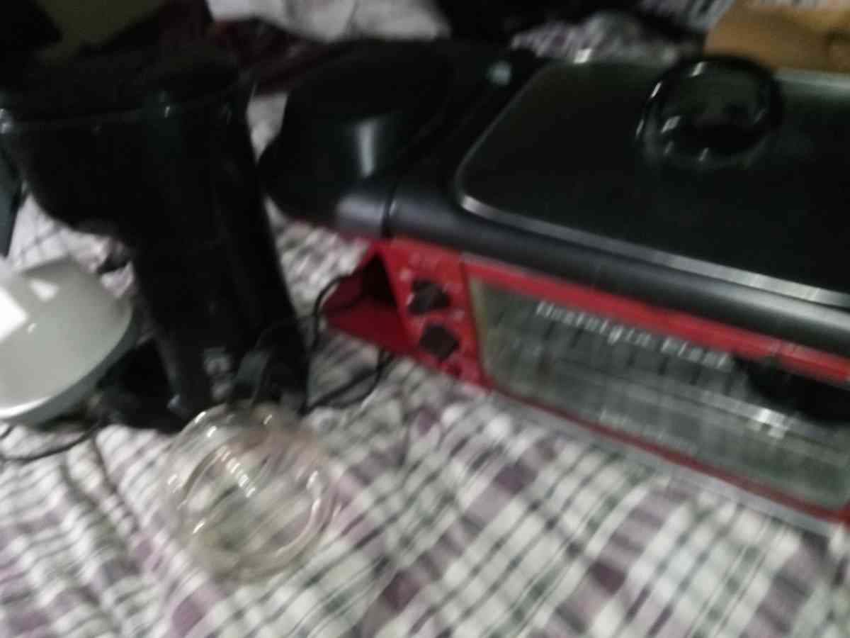 multiple kitchen maker - Arlington, Texas - FleaMarketBay