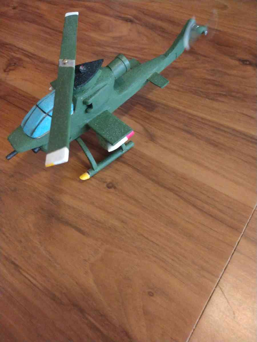 Model Cobra Gunship - Exeter, Missouri - FleaMarketBay