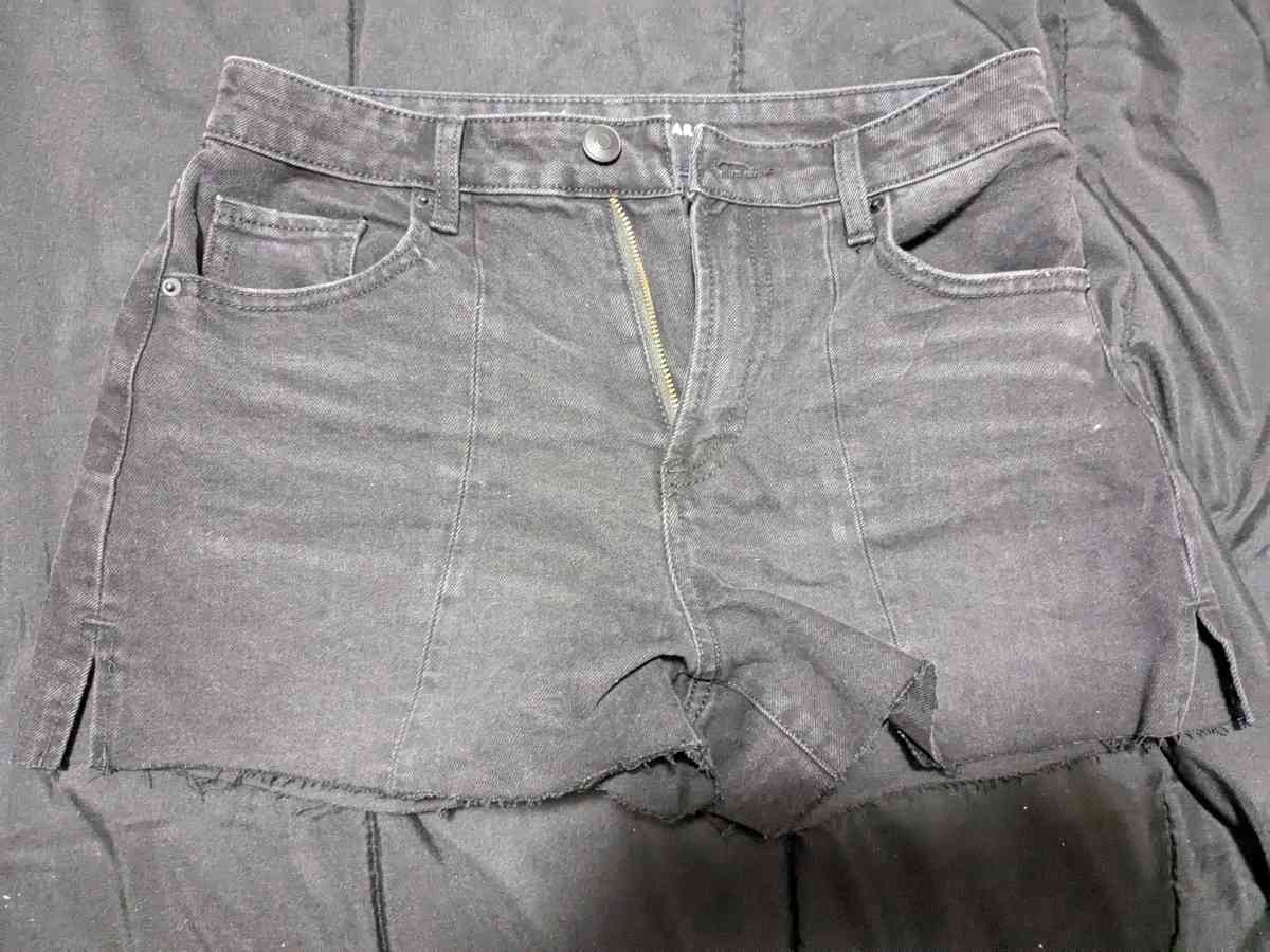 shorts - Boswell, Pennsylvania - FleaMarketBay