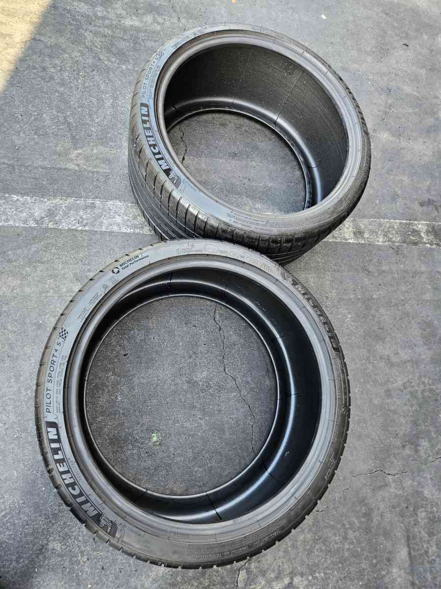 2 PCS OF TIRES MICHELIN PILOT SPORT 4S - Pasadena, California - FleaMarketBay