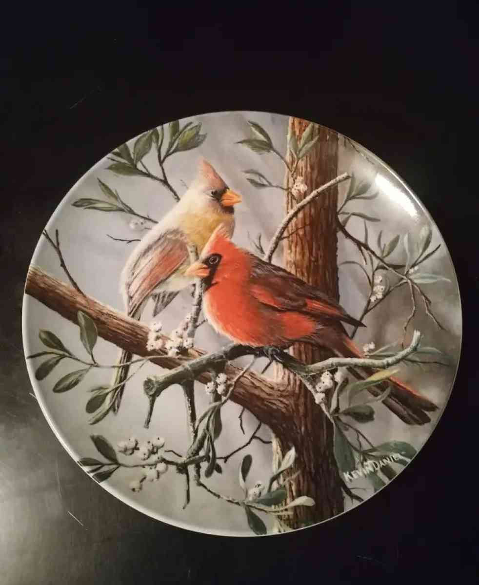 4 Vintage Collectable Plates - Colorado Springs, Colorado - FleaMarketBay