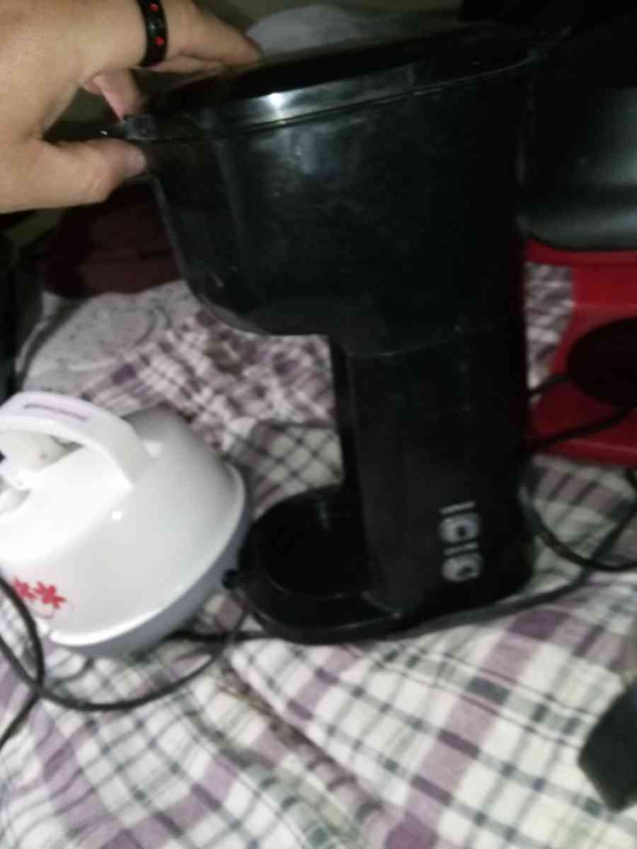 multiple kitchen maker - Arlington, Texas - FleaMarketBay