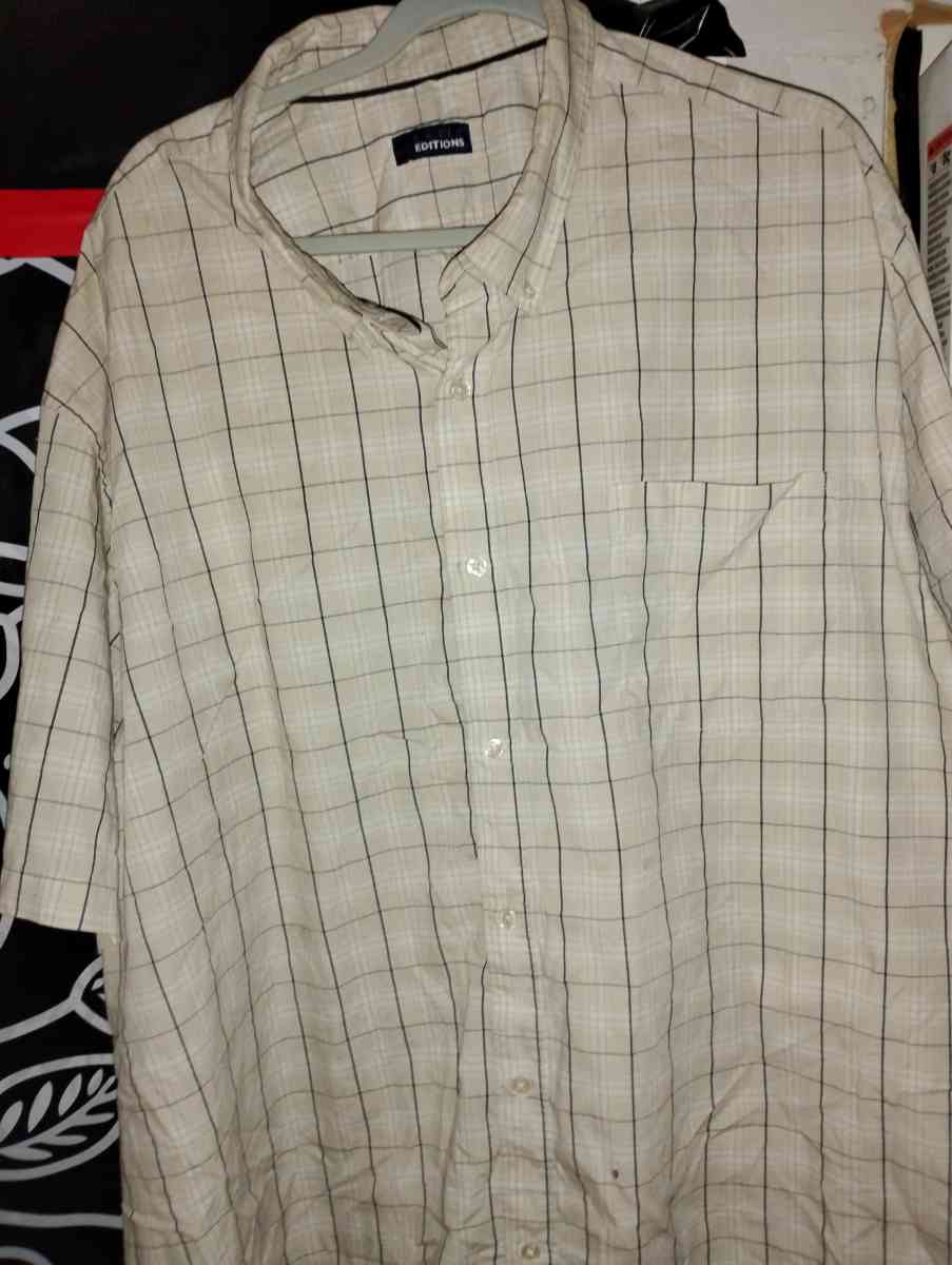 t shirt - Saint Joseph, Missouri - FleaMarketBay