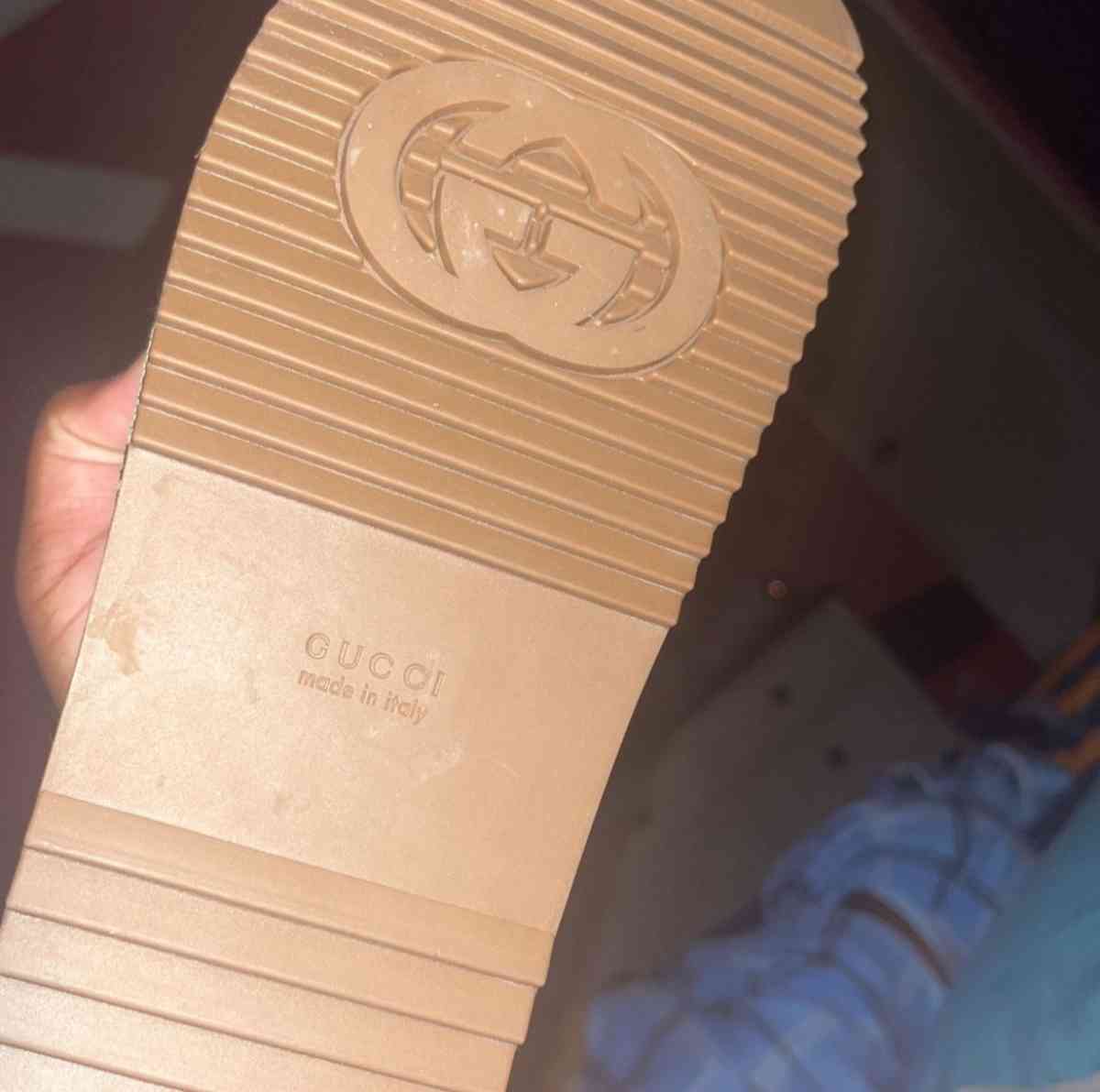 Gucci slides for sale - Philadelphia, Pennsylvania - FleaMarketBay