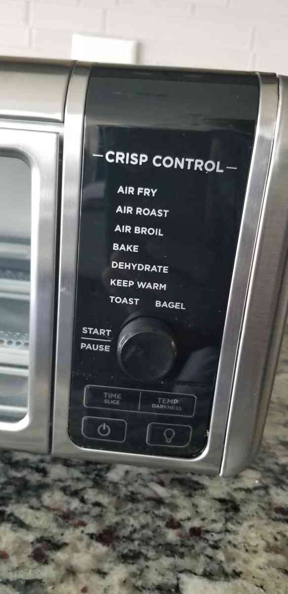 NINJA foodi digital air fryer oven sp100  8 programs - Mount Juliet, Tennessee - FleaMarketBay