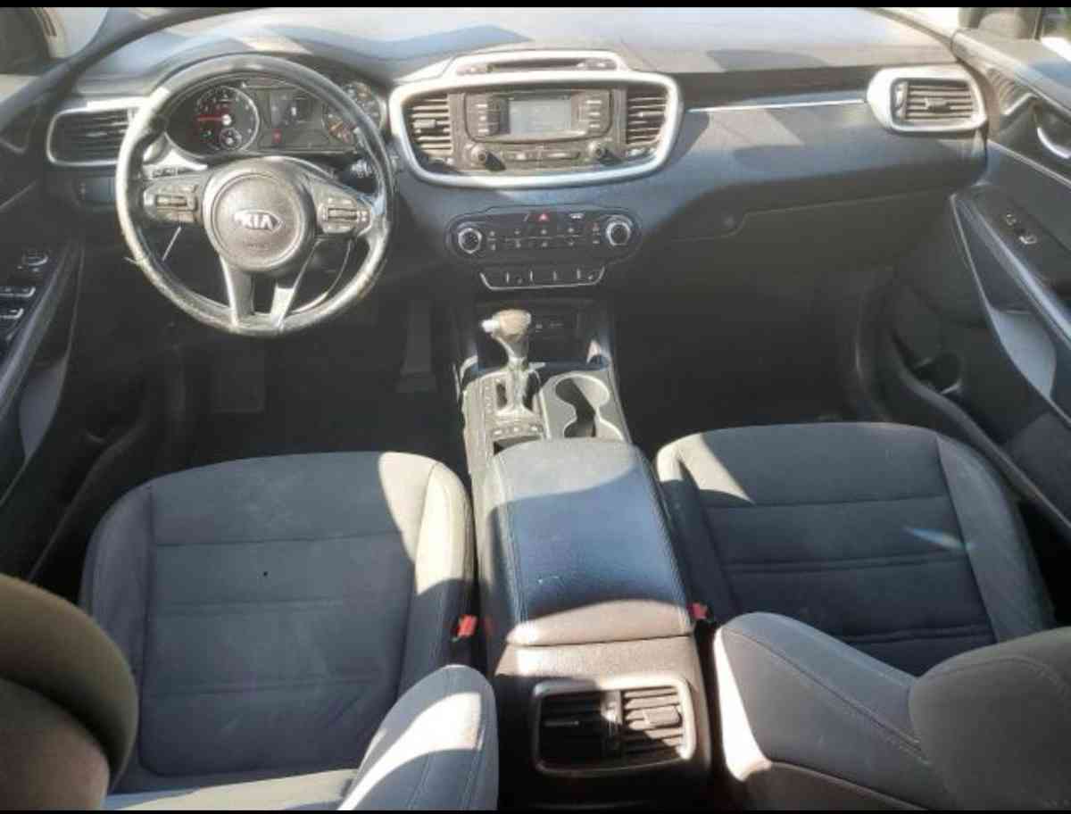 2015 Kia Sorento - Philadelphia, Pennsylvania - FleaMarketBay