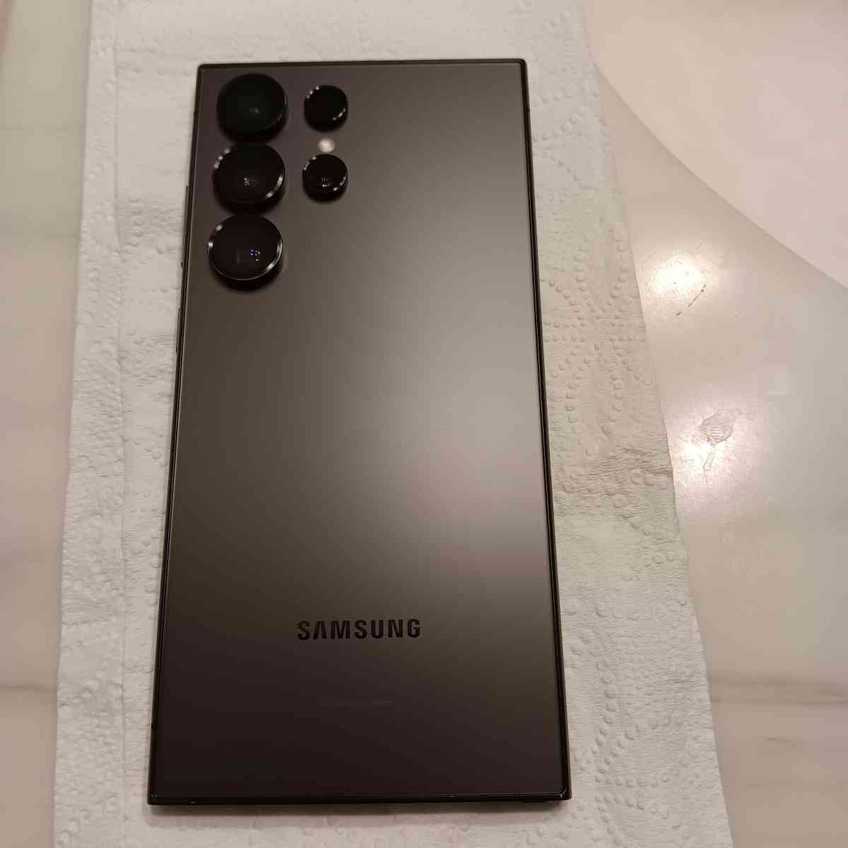 SAMSUNG GALAXY S24 ULTRA UNLOCKED - Honolulu, Hawaii - FleaMarketBay