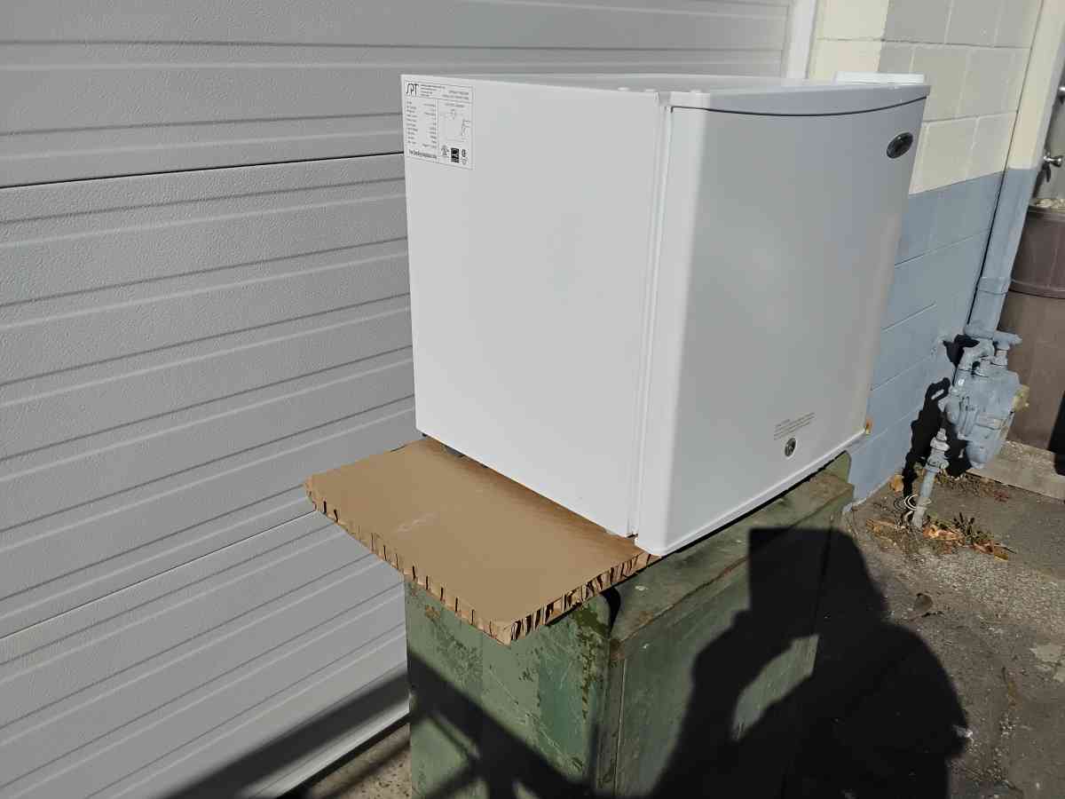 Small White SPT Upright Freezer Very Clean Display Model New - Williamstown, New Jersey - FleaMarketBay