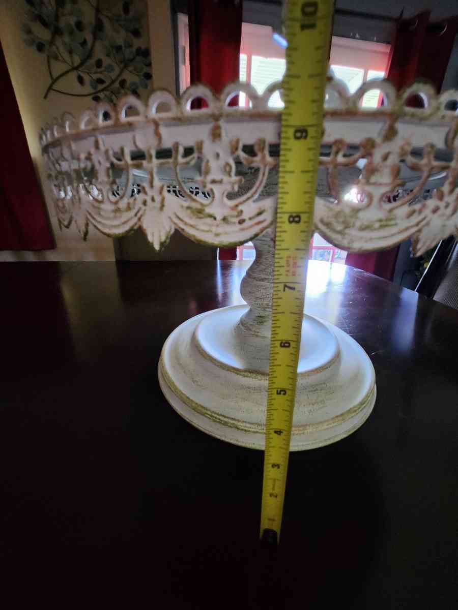 wedding cake base - Bloomington, California - FleaMarketBay