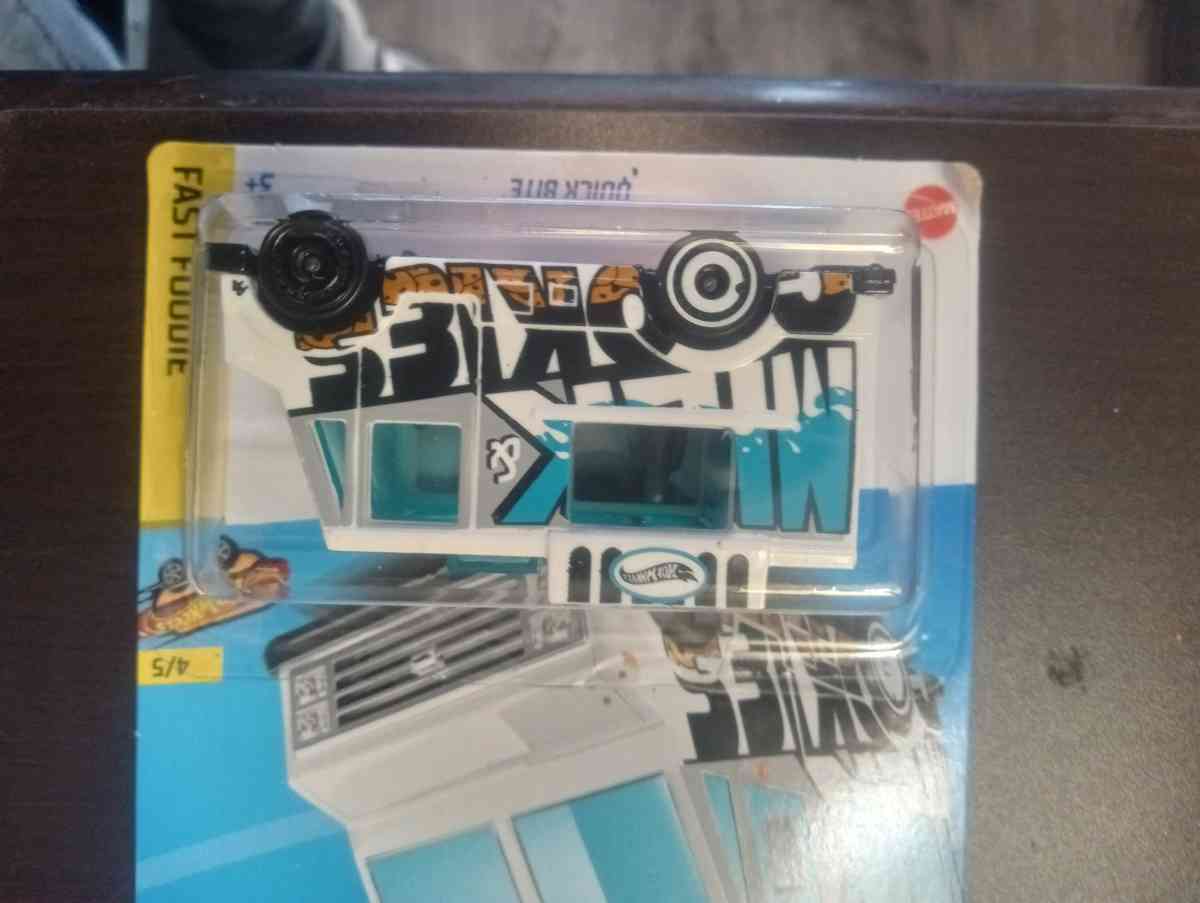 Hot Wheels Milk n Cookies quick bite - Beaumont, Texas - FleaMarketBay