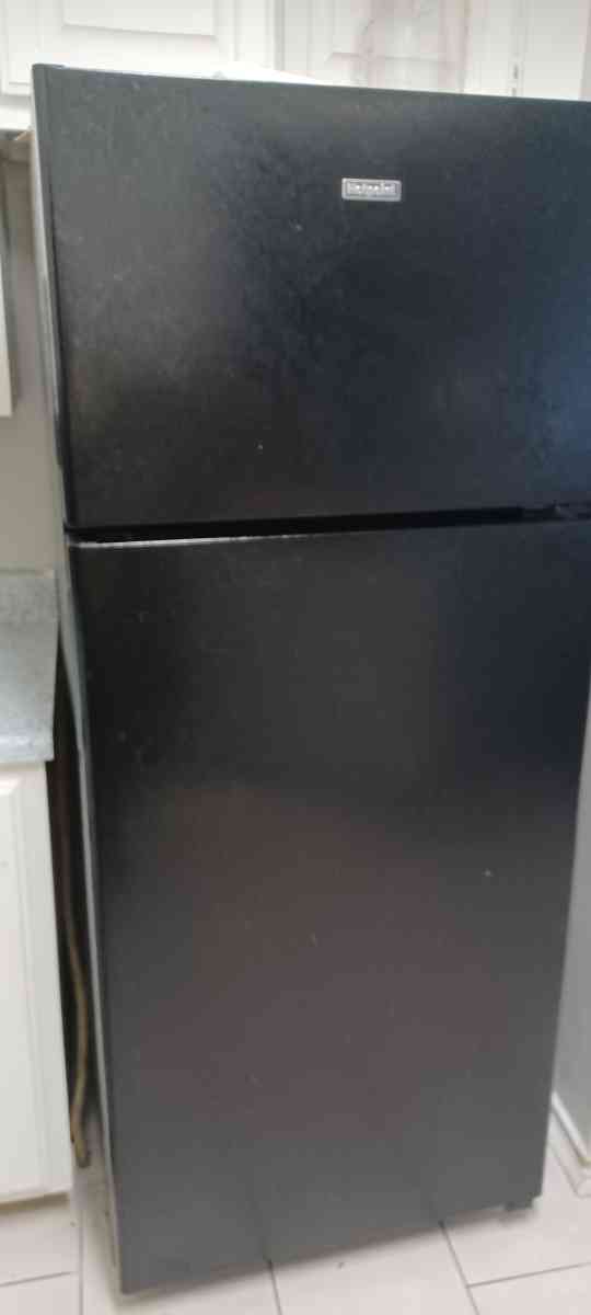 Fridge - Fort Worth, Texas - FleaMarketBay