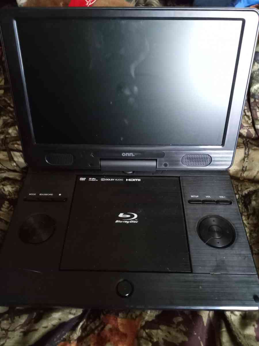Onn portable DVD and Bluray player it comes with charger - Flemingsburg, Kentucky