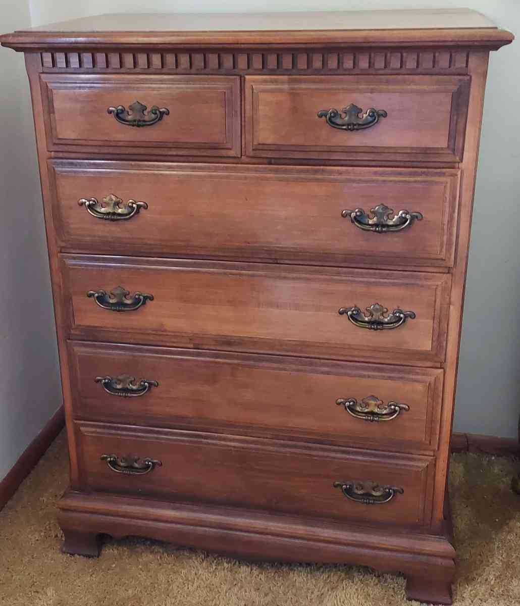 3 Piece Full Size Bedroom Set Dresser Nightstand - Oil City, Pennsylvania - FleaMarketBay