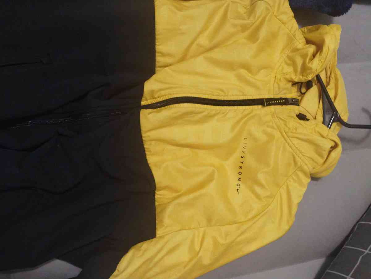 mens Nike jacket - Auburn, Washington - FleaMarketBay