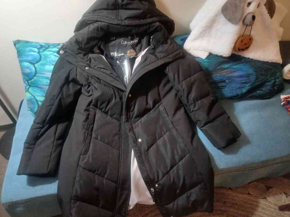 black hooded winter coat MID LENGTH SIZE LG E LG - Glen Ellyn, Illinois