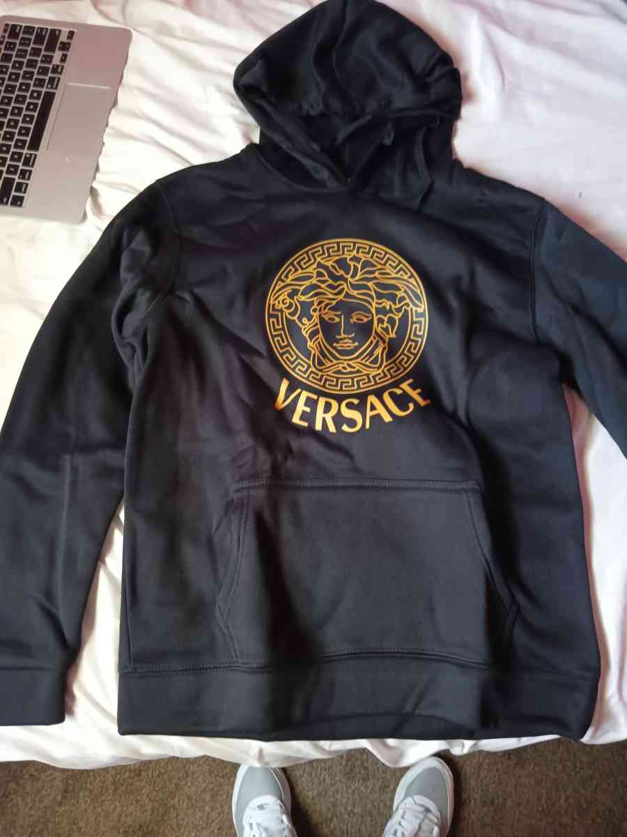 Brand New Versce hoodie Only 25 - Altamonte Springs, Florida - FleaMarketBay