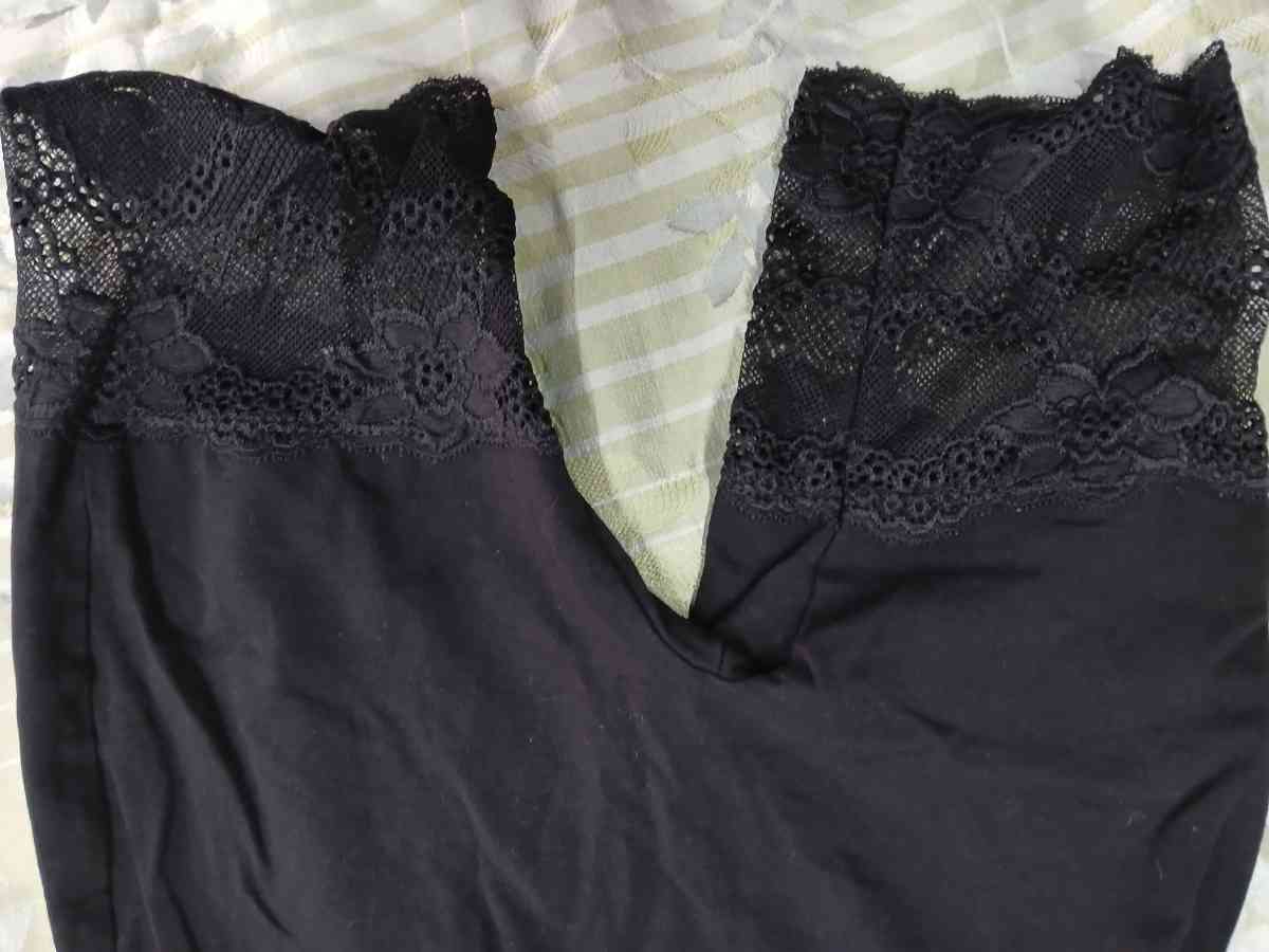 underwear or nightwear - Methuen, Massachusetts - FleaMarketBay