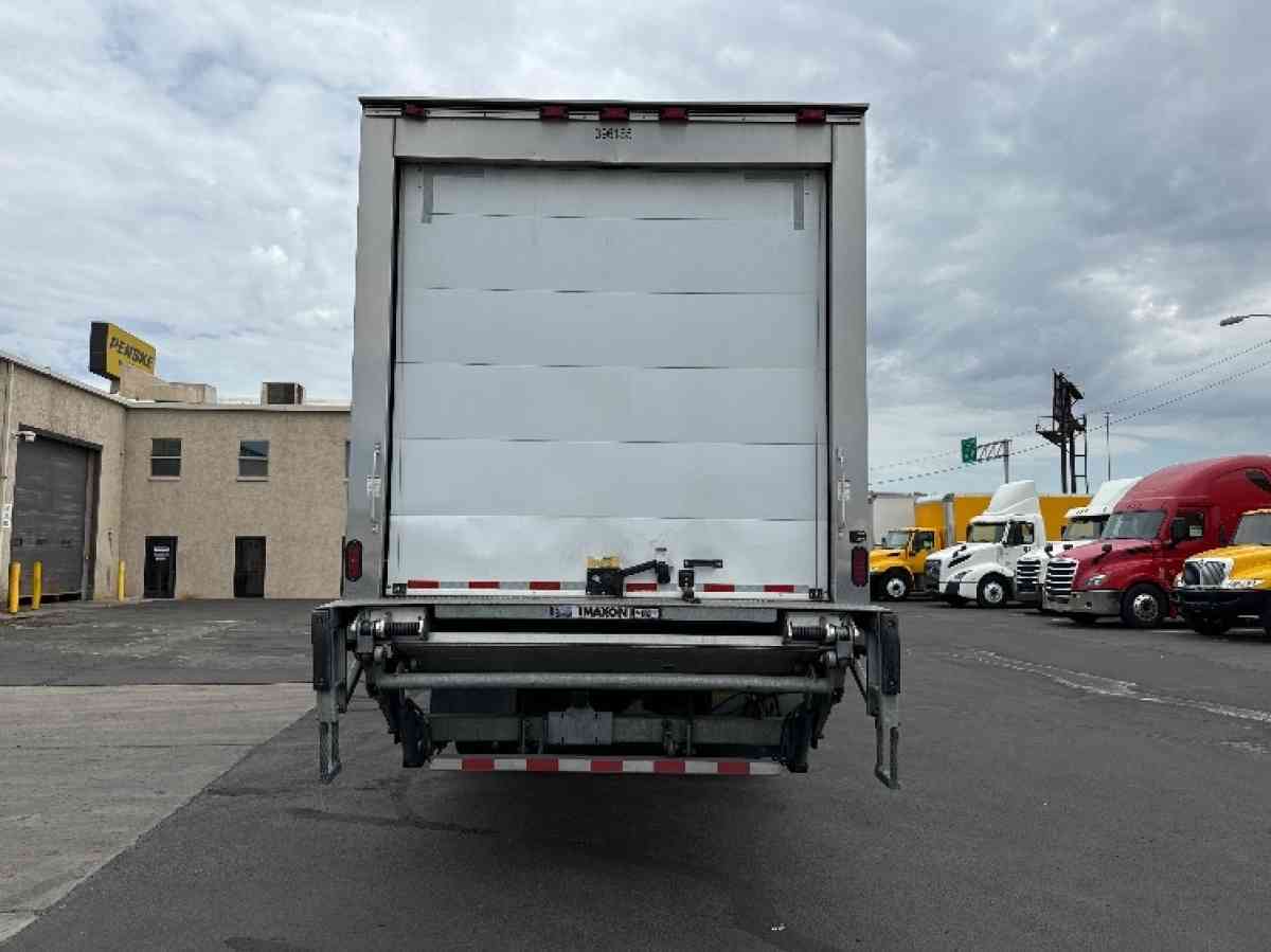 Freightliner 2022 Refrigerated Truck - San Diego, California - FleaMarketBay