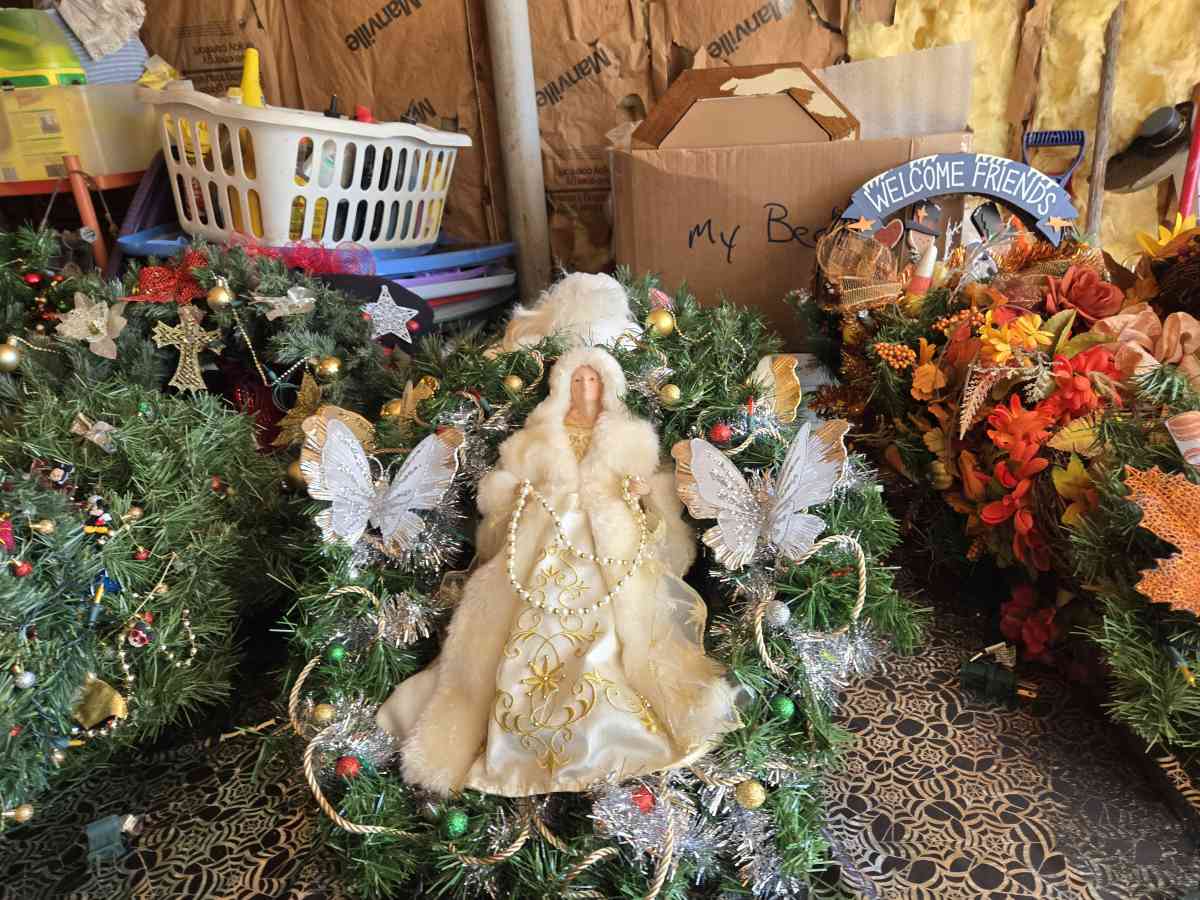 wreaths - West Point, Illinois - FleaMarketBay