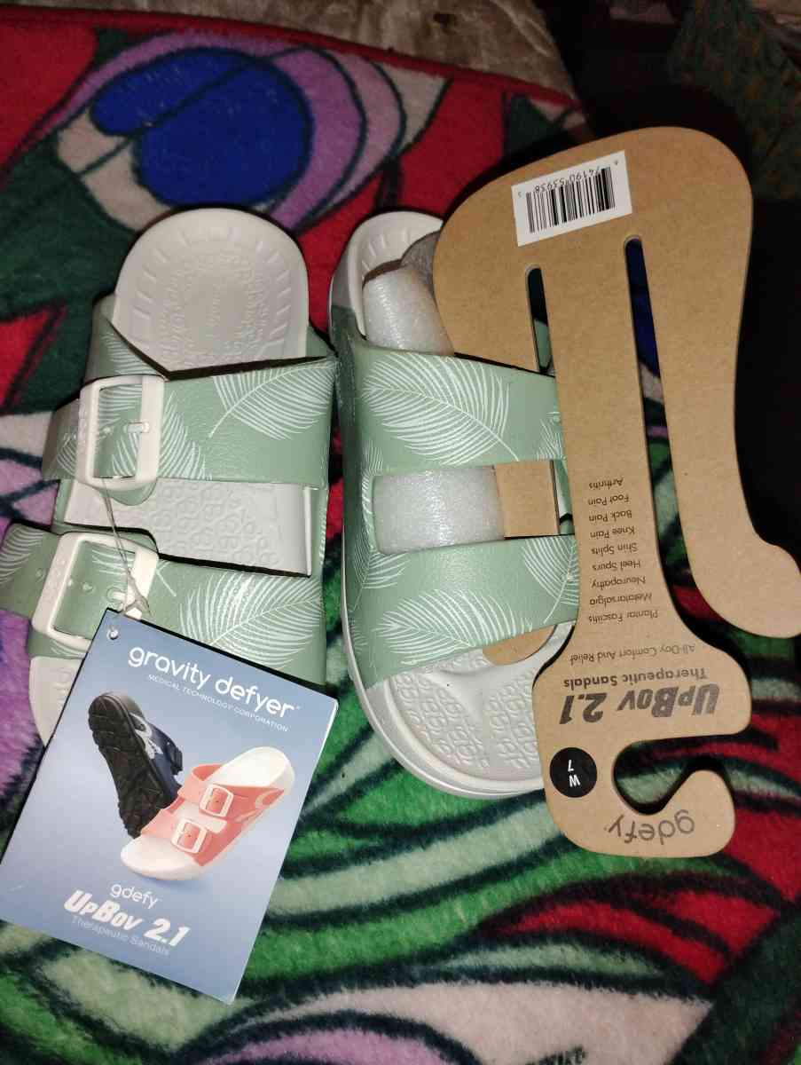therapeutic sandals - Fort Wayne, Indiana - FleaMarketBay