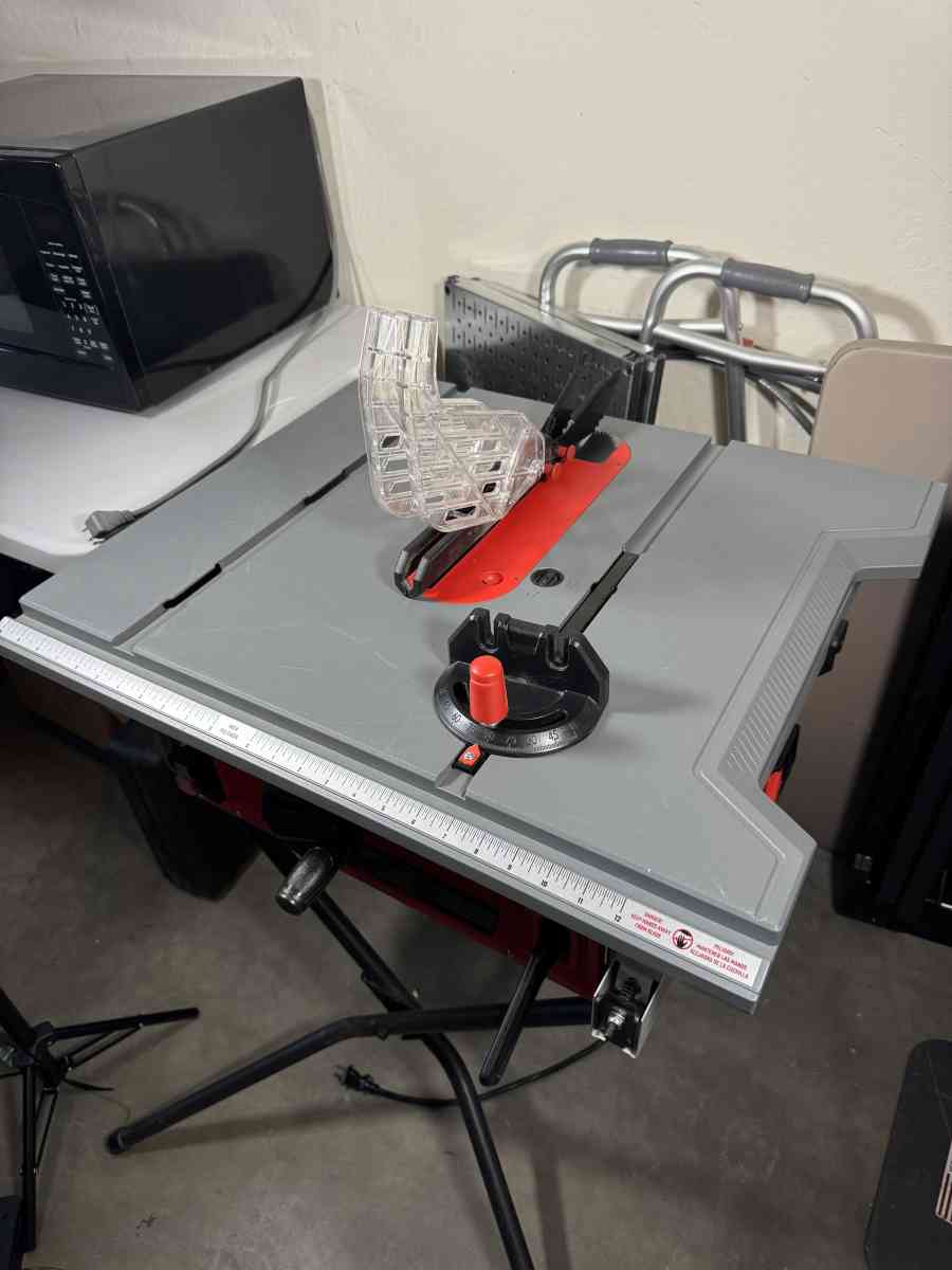 Portable Craftsman Table Saw  Reliable and Ready for Any Job - Goodyear, Arizona - FleaMarketBay