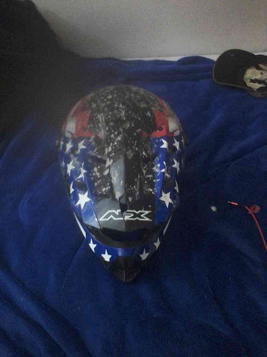 racing helmet - Hamlin, West Virginia - FleaMarketBay