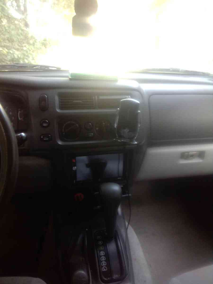 2000 4x4Mitsubish Montero Sport title in hand no leins - Louisville, Kentucky - FleaMarketBay