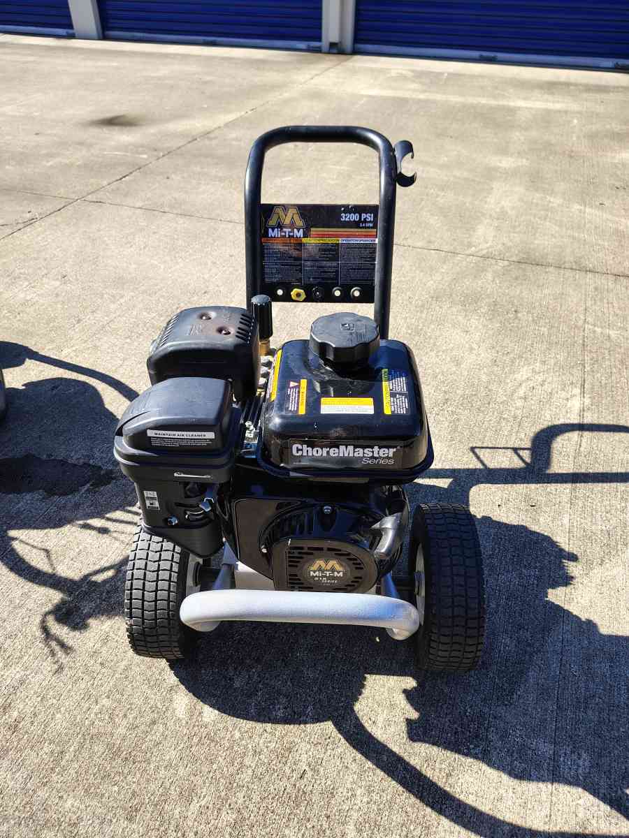 Choremaster 3200psi pressure washer - Abilene, Texas