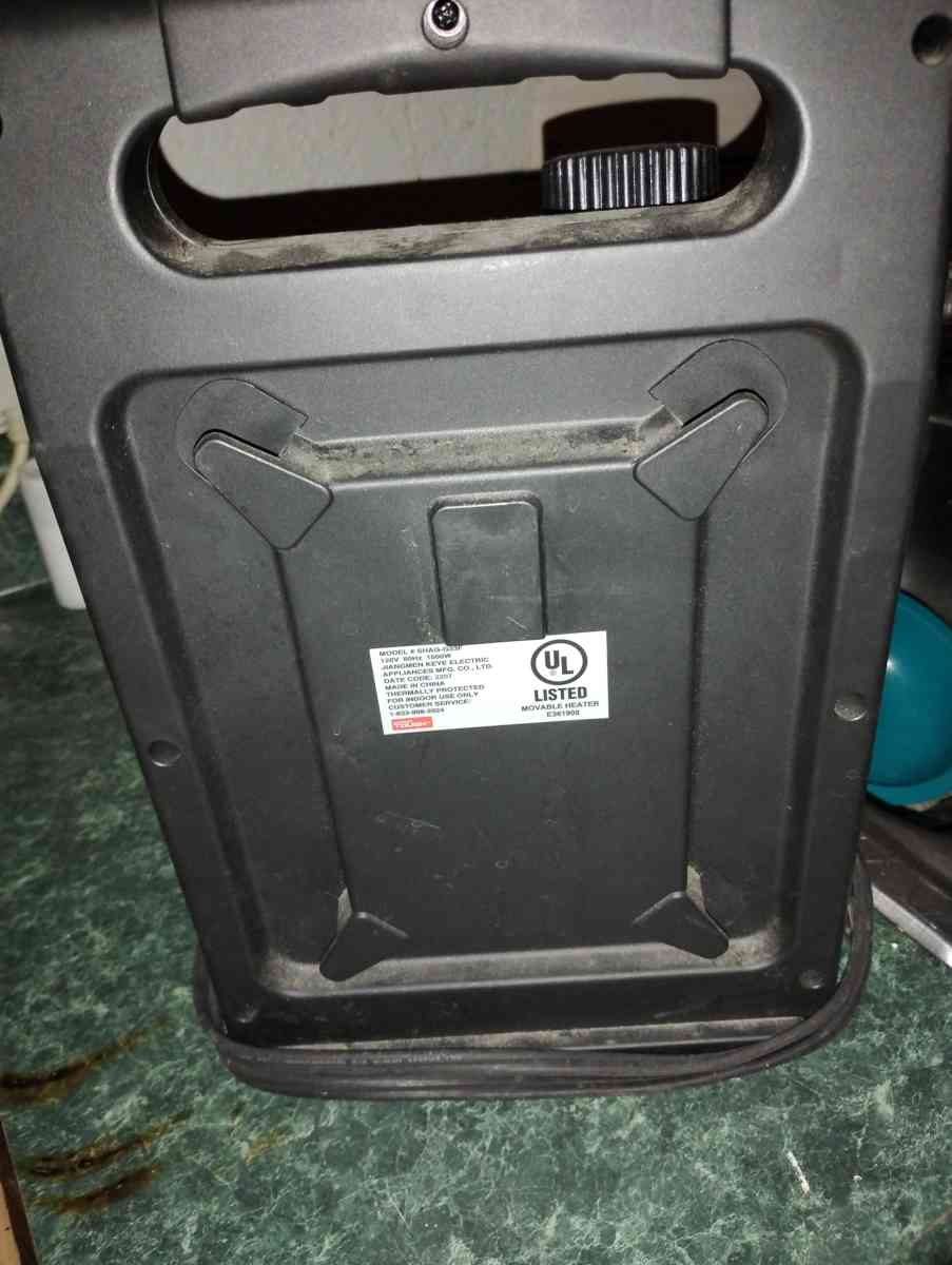 red some heaters - Saint Joseph, Missouri - FleaMarketBay