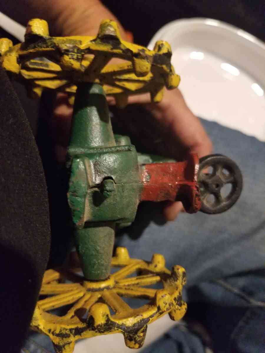 Cast Iron tractor unbranded - Brazoria, Texas - FleaMarketBay