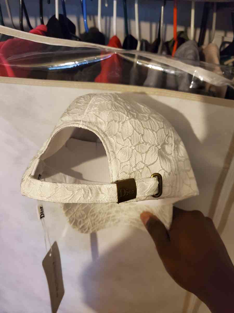 Dior logo baseball cap - Chester, Virginia - FleaMarketBay
