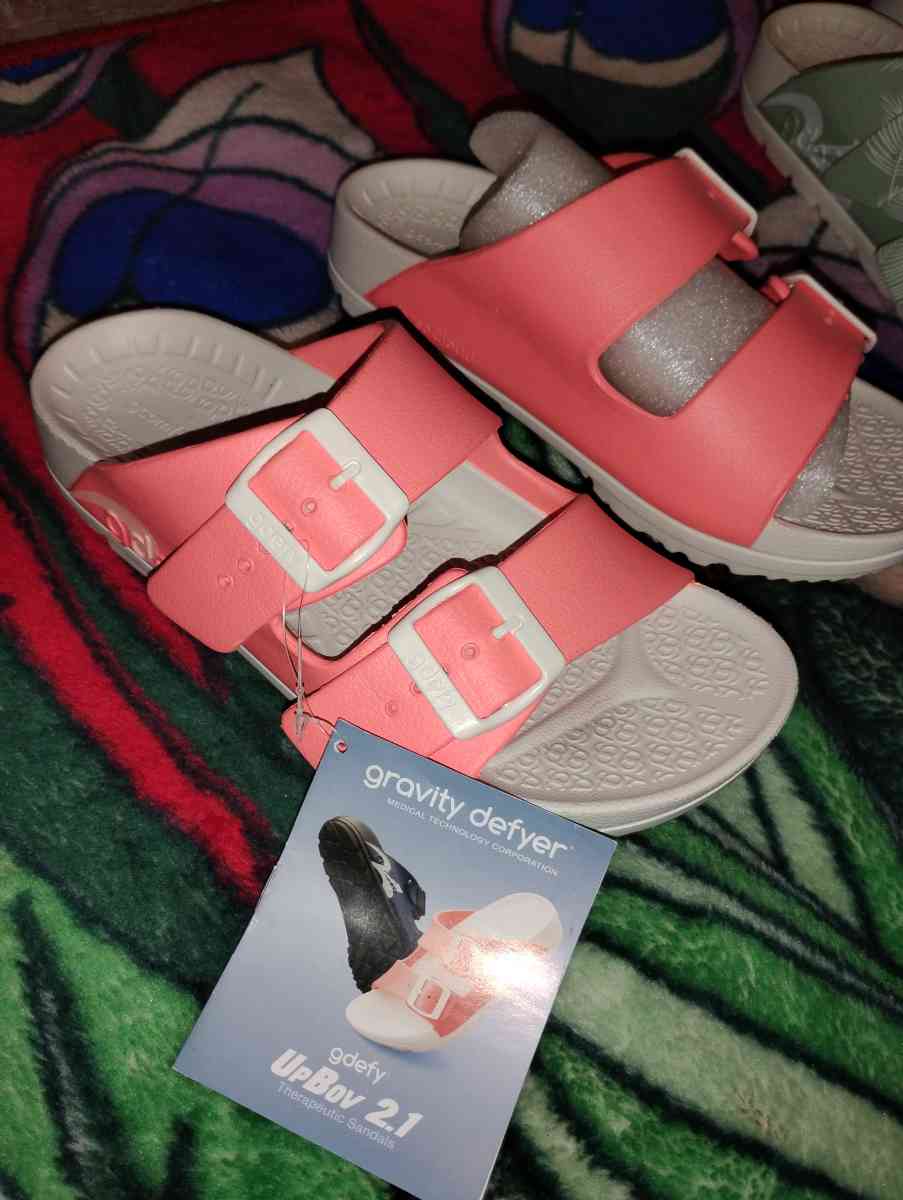 therapeutic sandals - Fort Wayne, Indiana - FleaMarketBay
