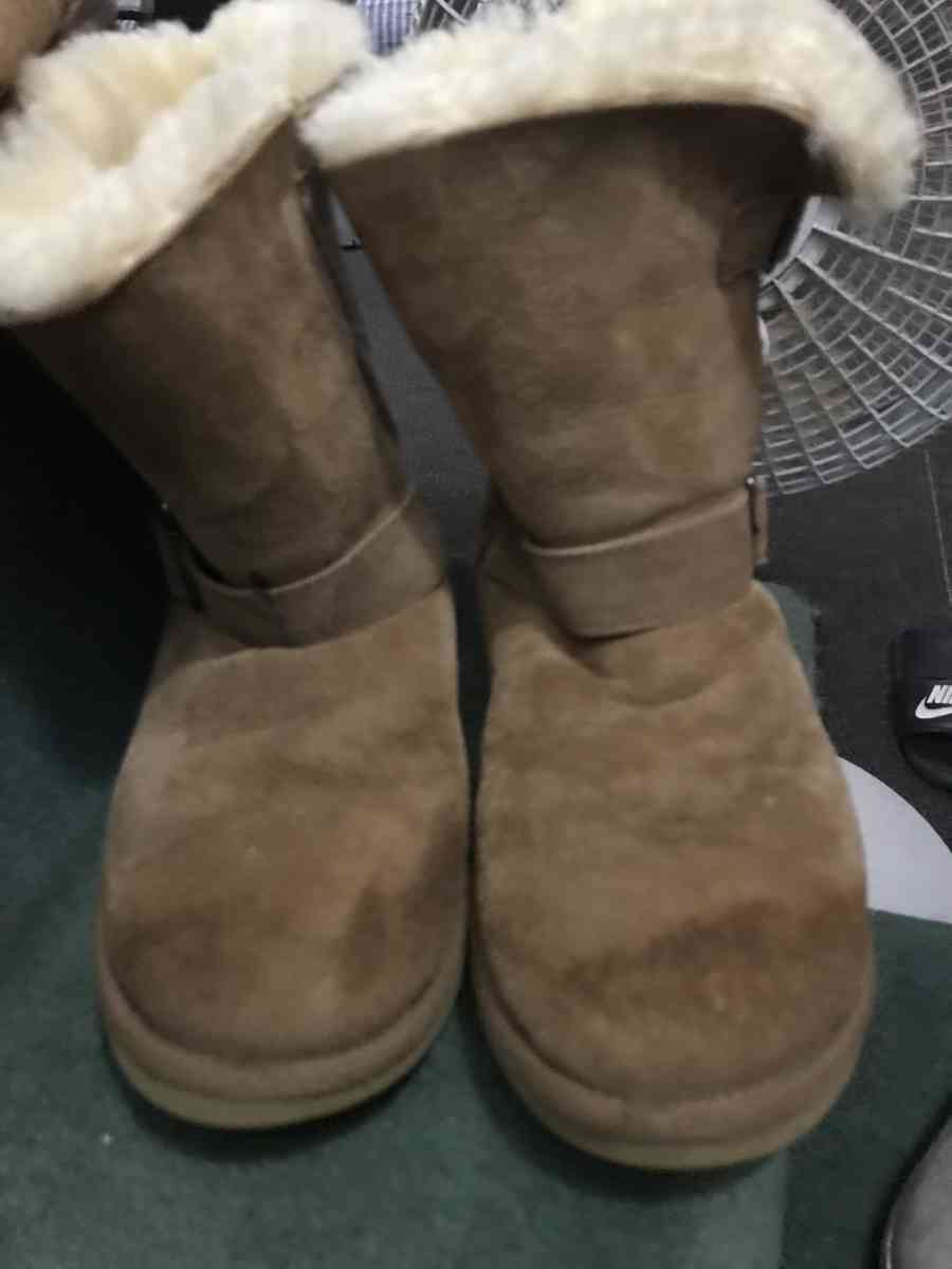 womans boots - Mc Lean, Virginia - FleaMarketBay