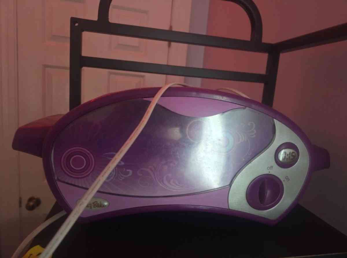 Easy bake oven - Chesapeake, Virginia