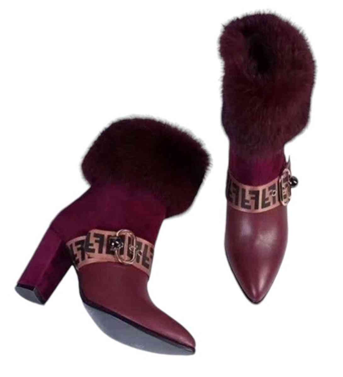 WOMENS FENDI BOOTS - Vacaville, California - FleaMarketBay