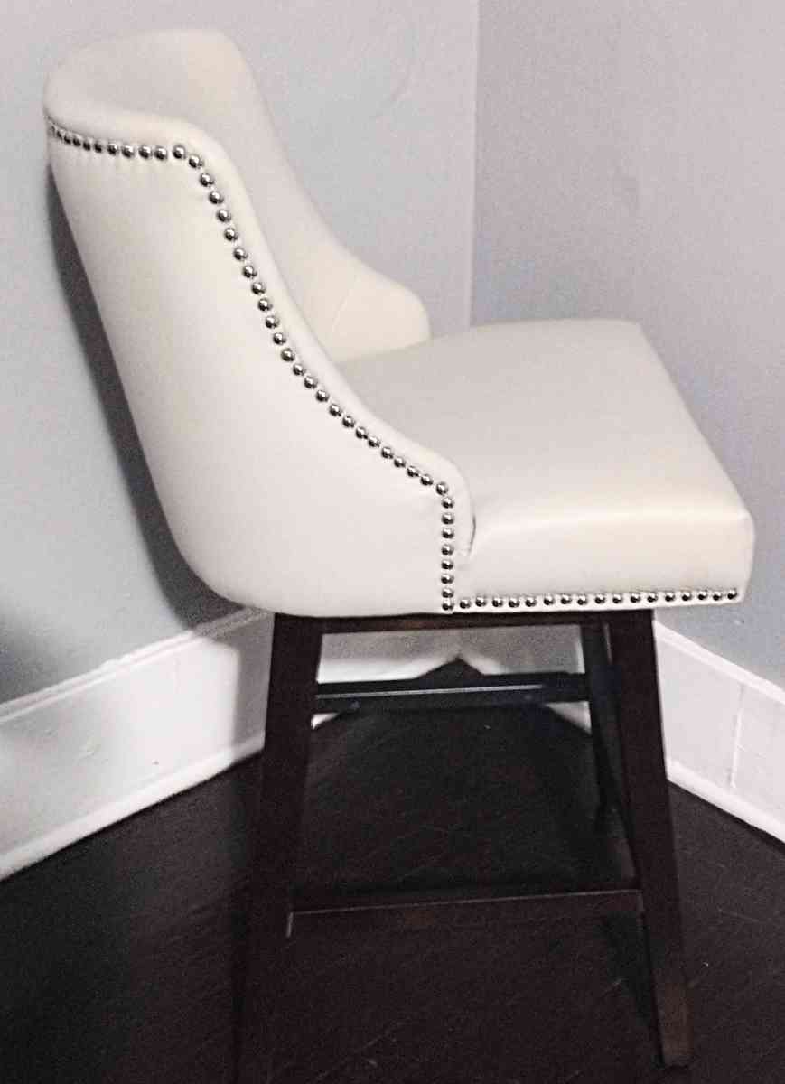 Asher Light Gray Swivel Nailhead Trim Counter Stool Set of 3 - Detroit, Michigan - FleaMarketBay