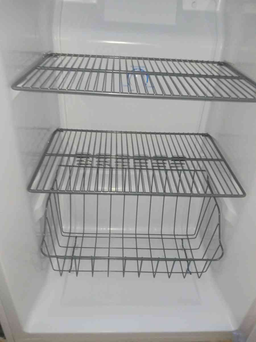 Stand up Freezer - Fort Valley, Georgia - FleaMarketBay
