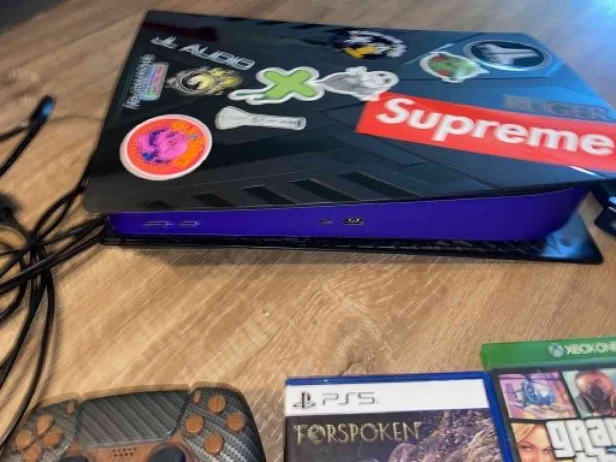 Custom ps5 5tb - Charlotte, North Carolina