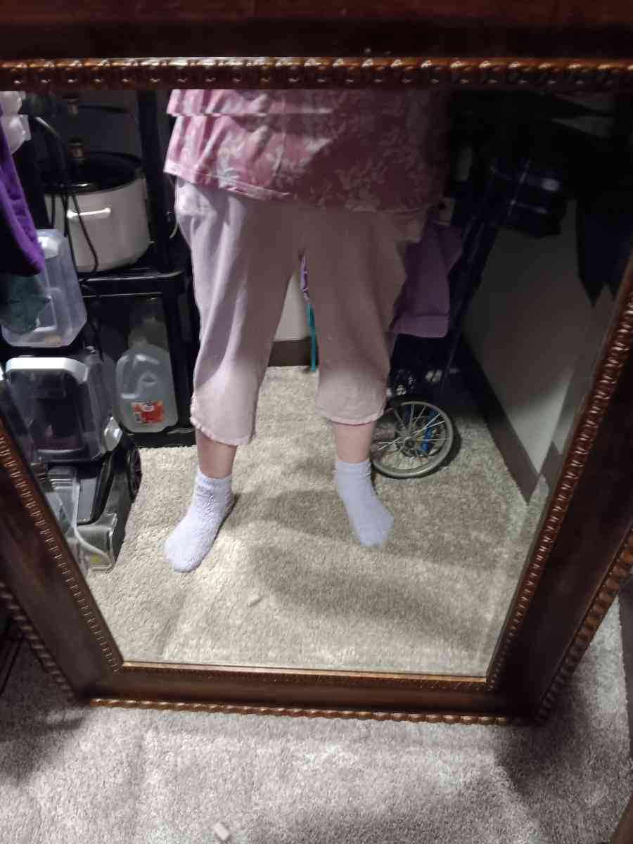 Mirror with Frame - Plainfield, Indiana - FleaMarketBay